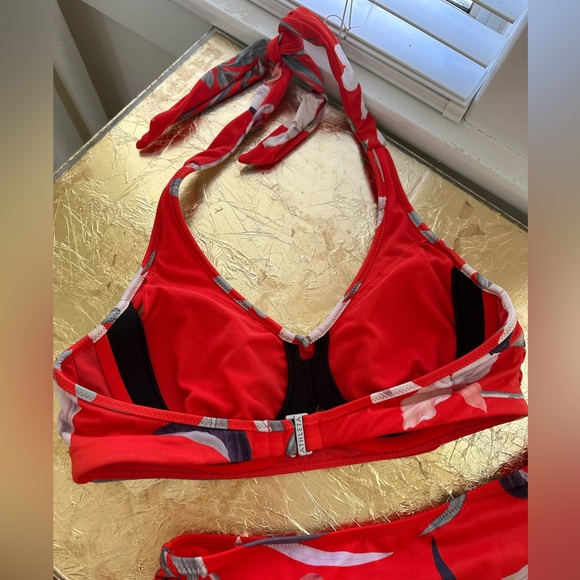 EUC Athleta Red Floral Halter Bikini - Picture 6 of 7